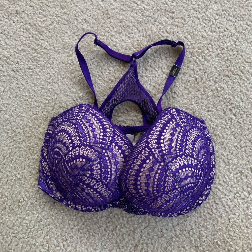 Brand new Victoria’s Secret Front Close Bra